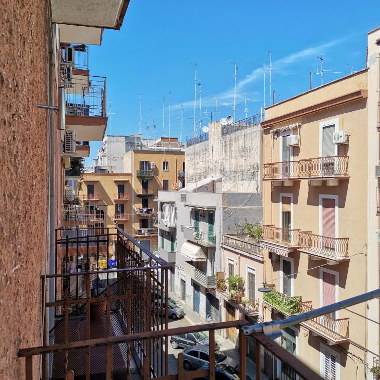 Dante467 - Appartamento Standard con 2 Camere da Letto - 45