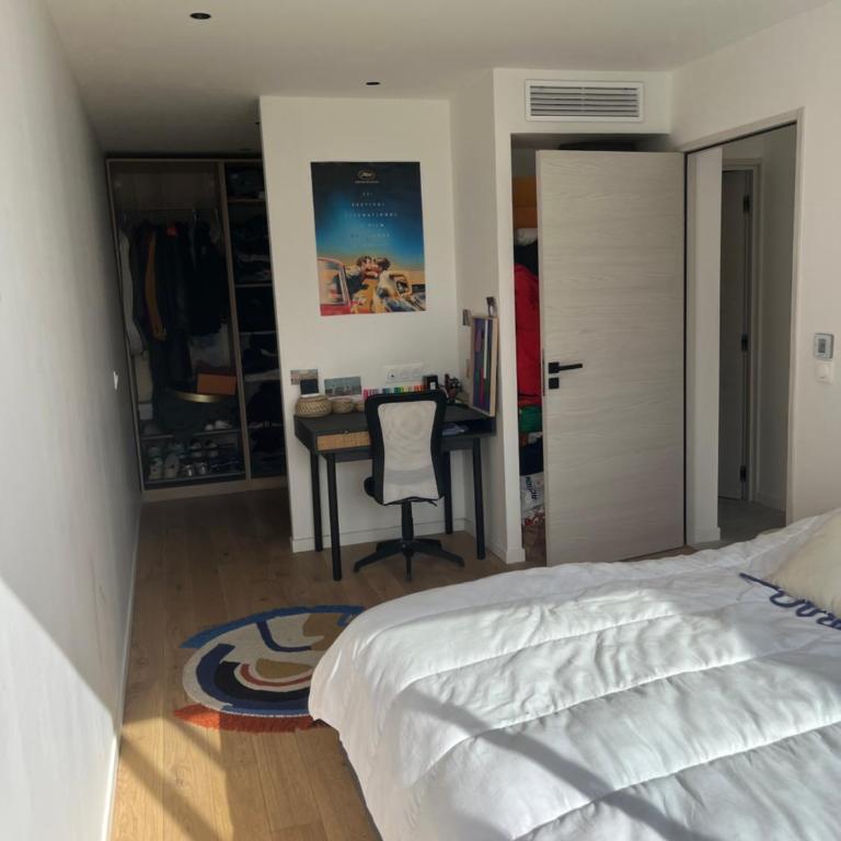 Havre de Paix avec Villa Prestige Cannes , Piscine Chauffée, Alarme, Caméras Parking privée - Villa - 23
