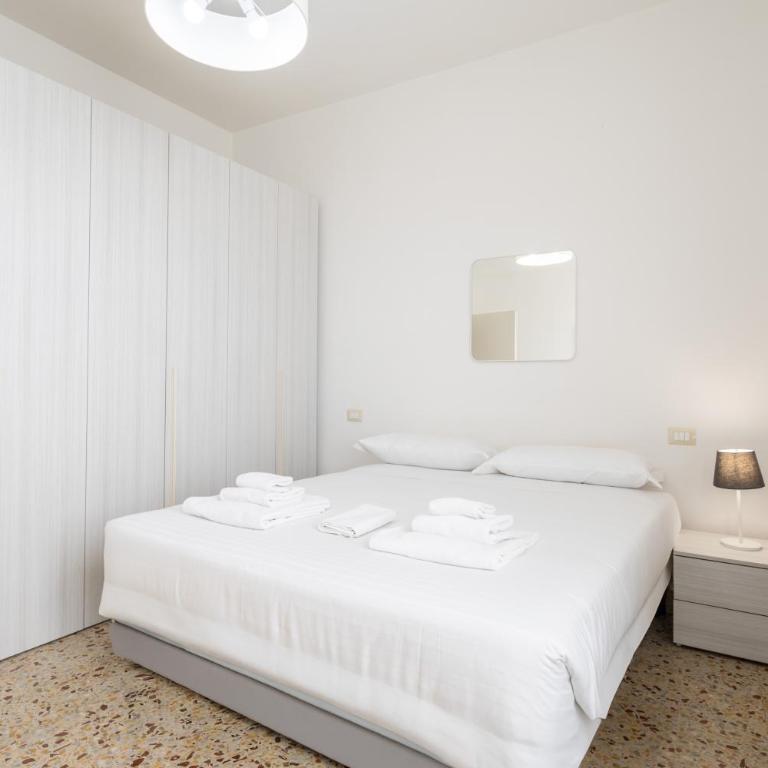 Three-Bedroom Florence Home - Appartamento con 3 Camere da Letto - 13