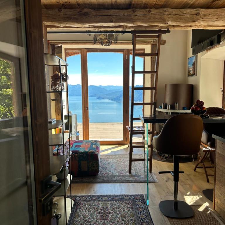 Private Luxury Spa & Silence Retreat with Spectacular View over the Lake Maggiore - Appartamento con Vista Lago e Accesso Spa - 1