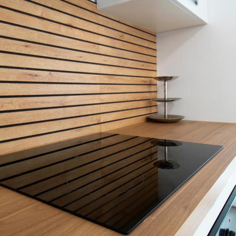CASA IDEALE TIM Appartmanti moderni vicina al centro - Appartamento con 1 Camera da Letto - 39