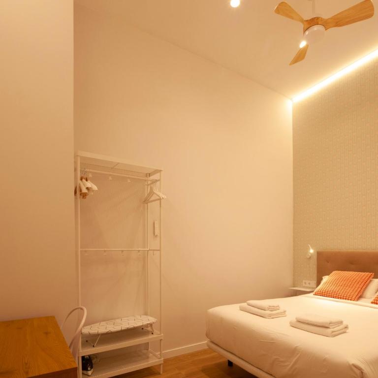 Quiet Loft - Two-Bedroom Apartment - 31