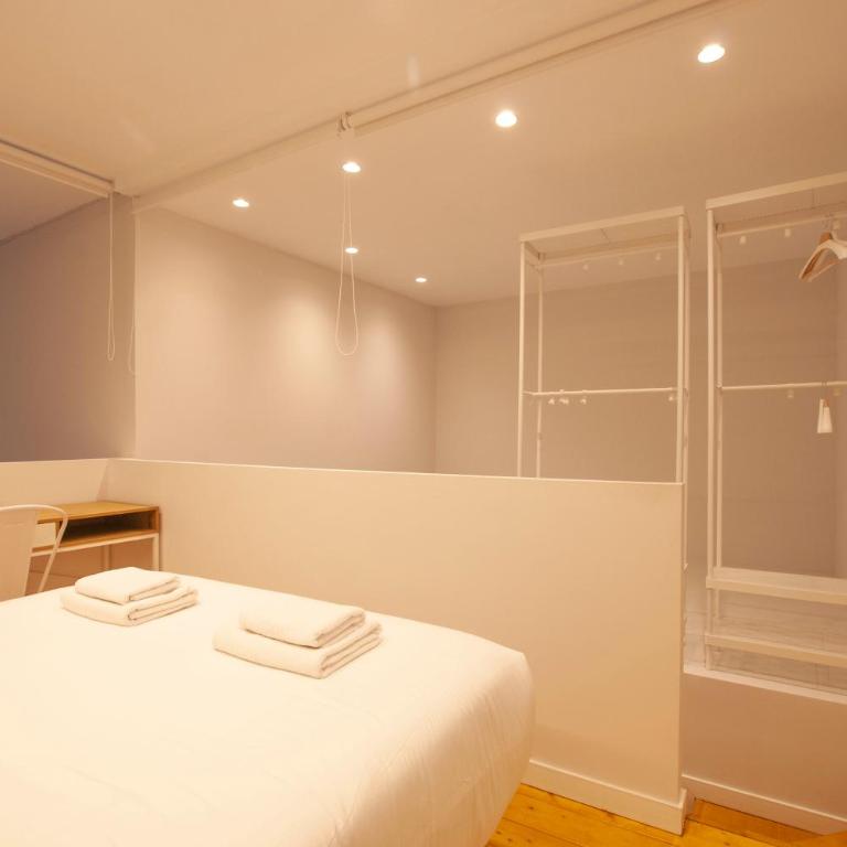 Quiet Loft - Two-Bedroom Apartment - 46