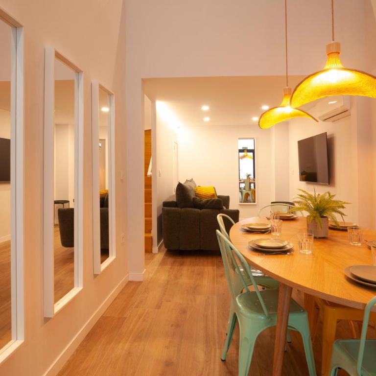 Quiet Loft - Two-Bedroom Apartment - 16