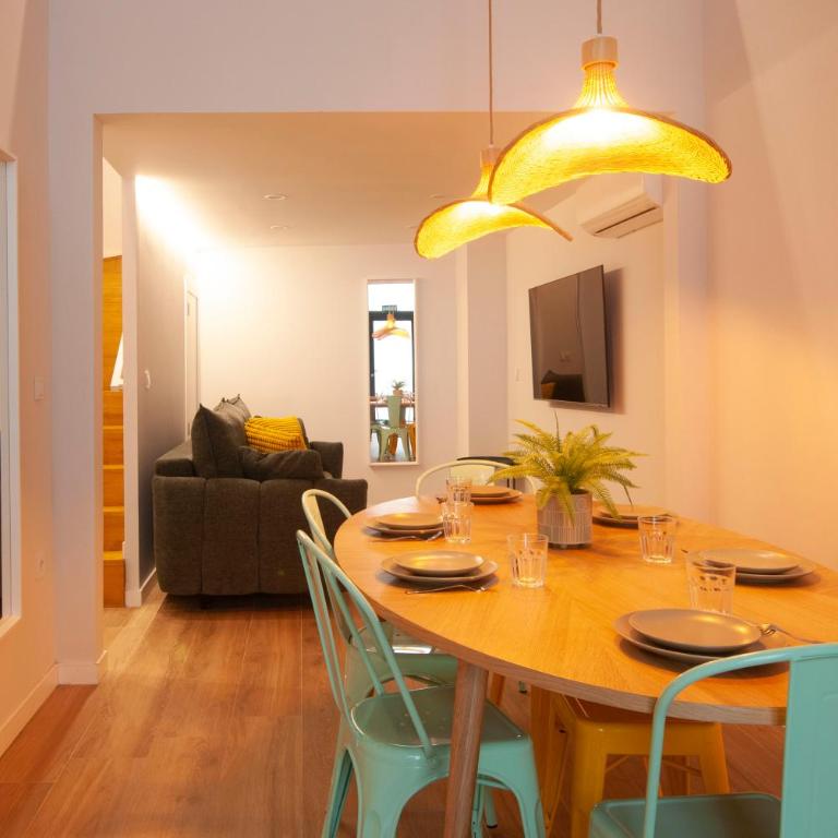 Quiet Loft - Two-Bedroom Apartment - 15