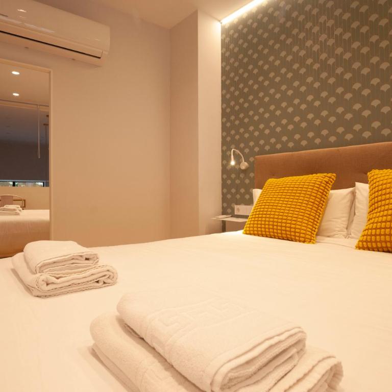 Quiet Loft - Two-Bedroom Apartment - 37