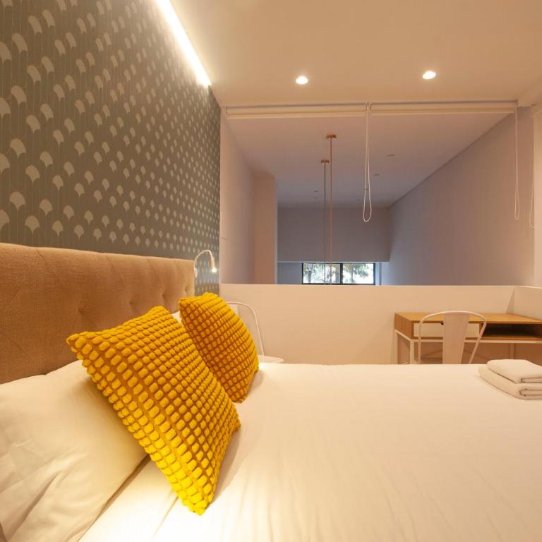 Quiet Loft - Two-Bedroom Apartment - 63