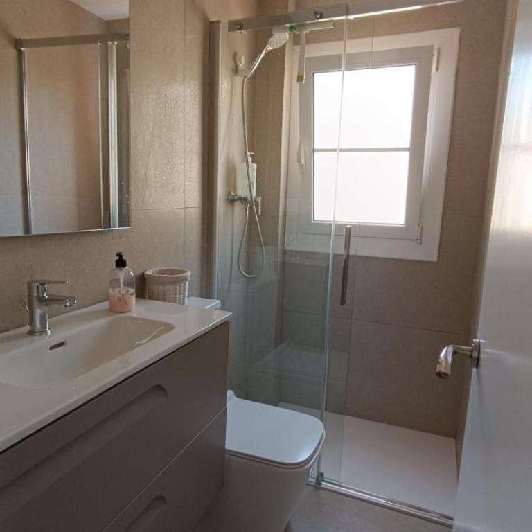 Apartamento a 150 metros de la playa en la Fosca - Apartamento - 6