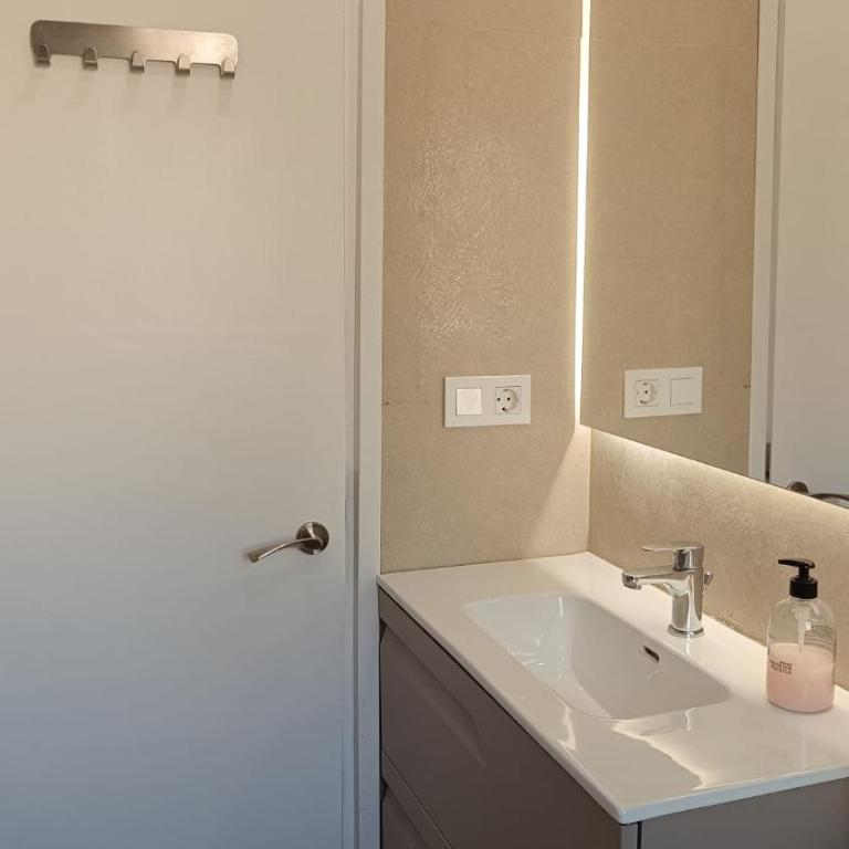 Apartamento a 150 metros de la playa en la Fosca - Appartement - 19