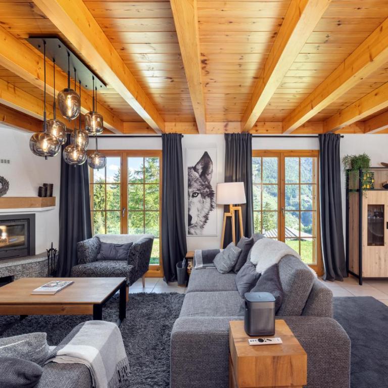 Chalet Belle Vue – Alpine Charm with a View to Remember - Chalet - 1