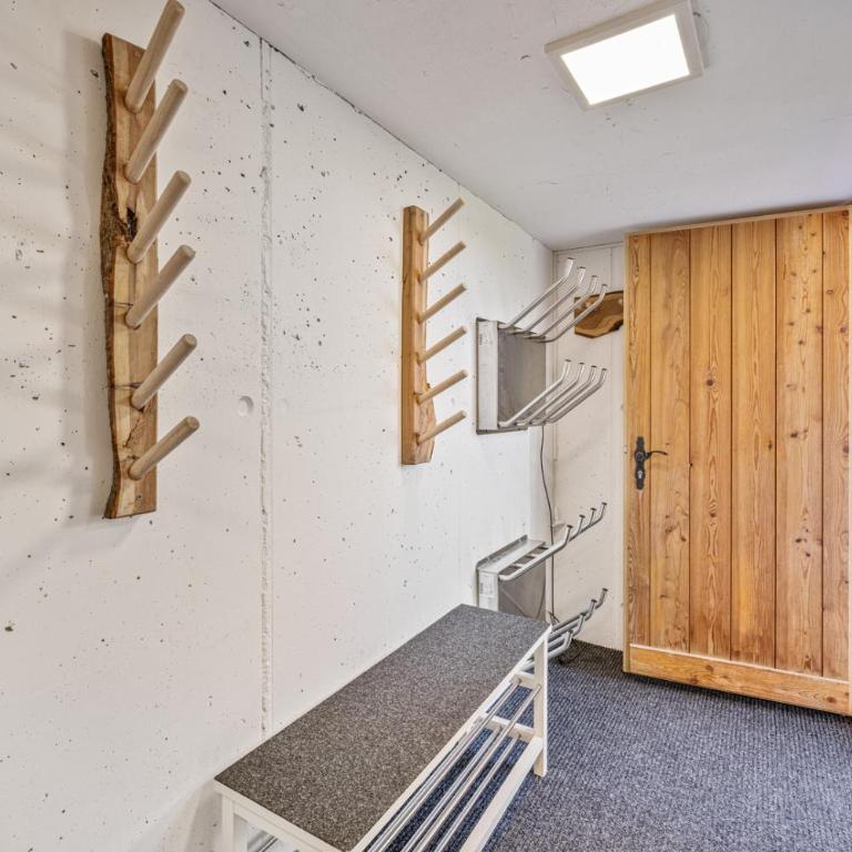 Chalet Belle Vue – Alpine Charm with a View to Remember - Chalet - 18
