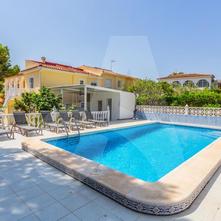 Villa Sonrisa - Casa de 4 dormitorios - 3