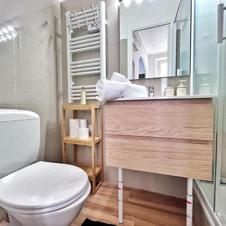 Lumineux et charmant deux pièce - Menton - Appartement 1 Chambre - 2