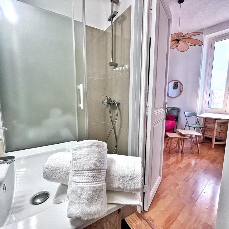 Lumineux et charmant deux pièce - Menton - Appartement 1 Chambre - 22