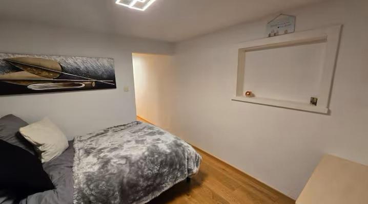 Ferienwohnung Klein - Apartment with Shower - 6
