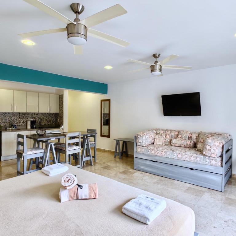 5th Coral Suites - Studio Apartment - 3