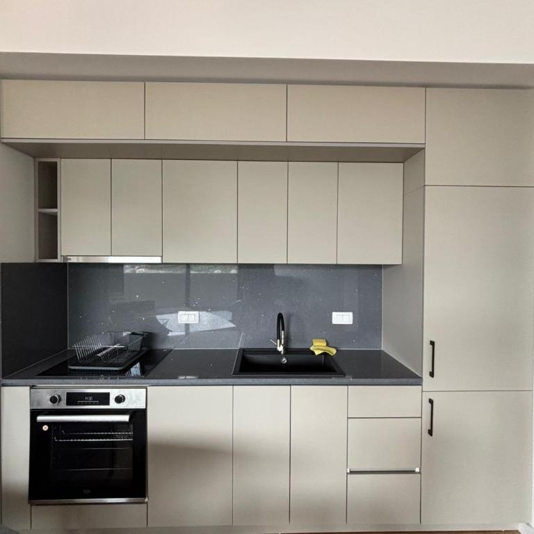 Vuelo Sobre Bečići - One-Bedroom Apartment - 5