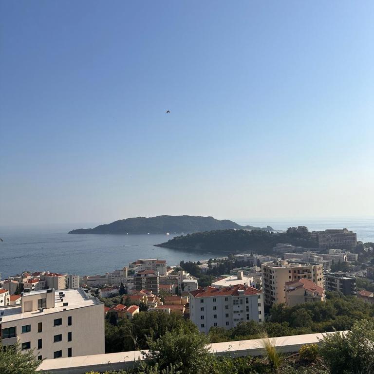 Vuelo Sobre Bečići - One-Bedroom Apartment - 34