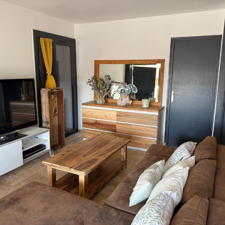 Vue mer et chant des oiseaux - Two-Bedroom Apartment - 11