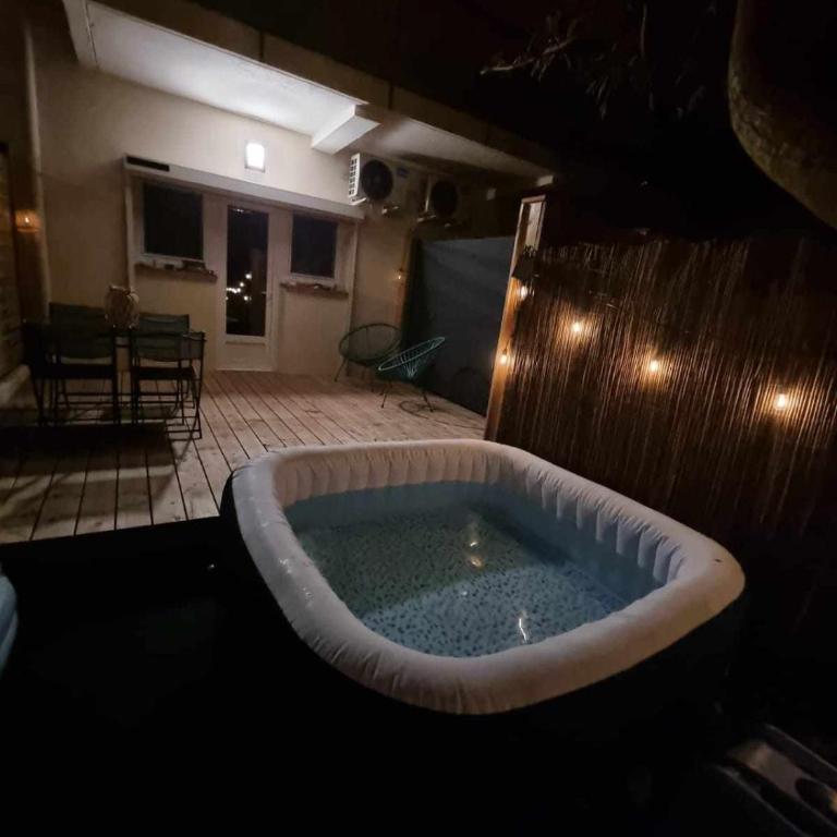Maison avec jacuzzi privé à 5 min de la plage à St Aygulf - Haus mit 1 Schlafzimmer - 22