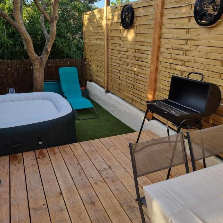 Maison avec jacuzzi privé à 5 min de la plage à St Aygulf - Haus mit 1 Schlafzimmer - 11