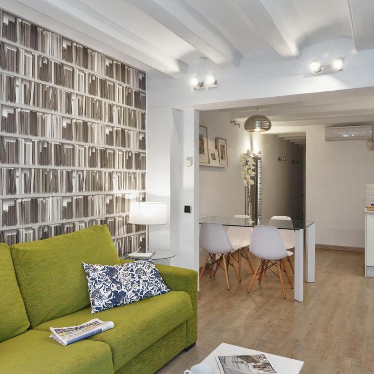Feelathome Center Apartments - Two-Bedroom Apartment - Passatge Maiol Street - 5