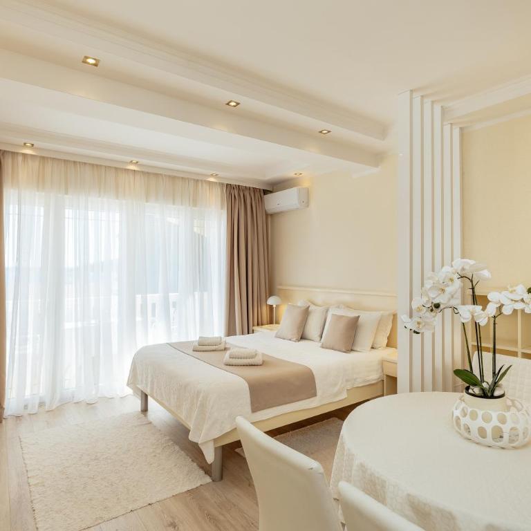 Apartments Porobic - Apartment with Sea View - 8
