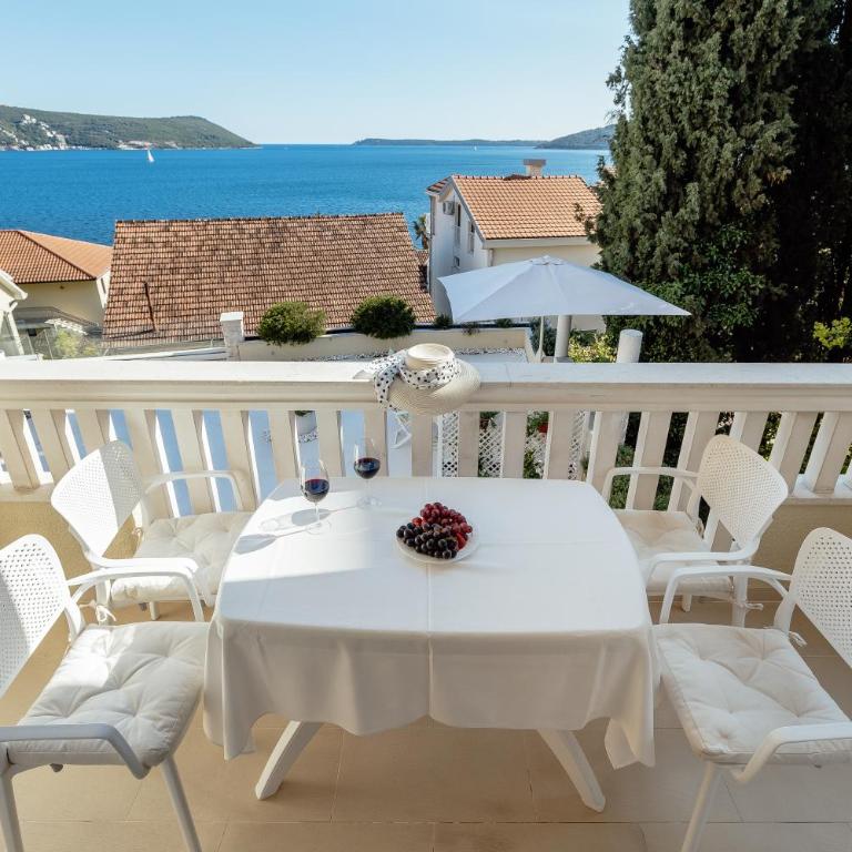 Apartments Porobic - Apartment with Sea View - 4