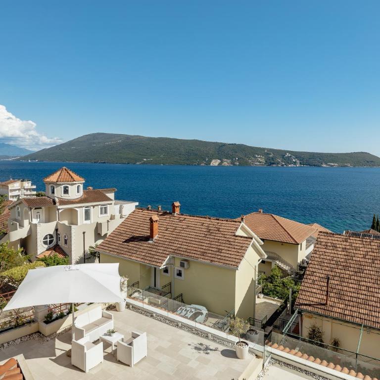 Apartments Porobic - Apartment with Sea View - 2