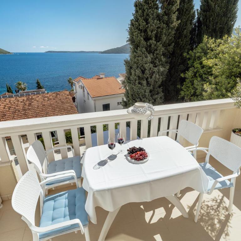 Apartments Porobic - Apartment with Sea View - 3