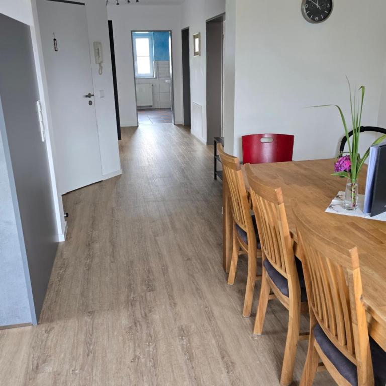 Alpenblick - Three-Bedroom Apartment - 10