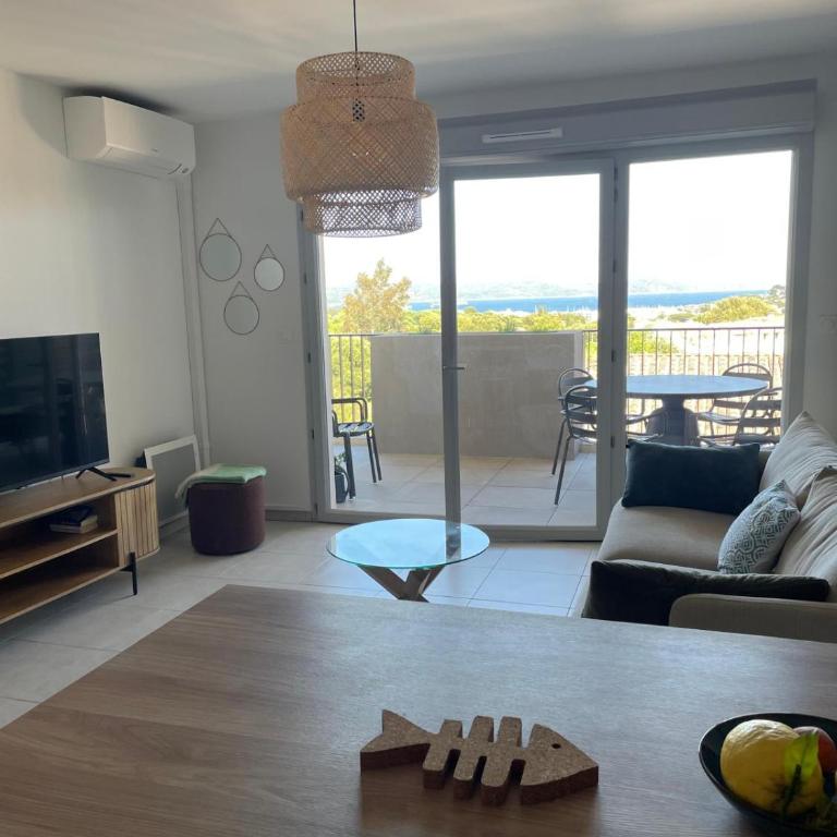 Apartment 3p 63 m air-conditioned with sea view - Appartement - 1