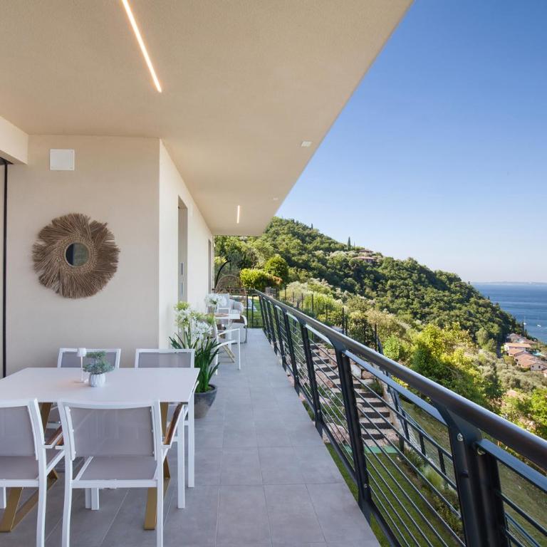 Lakeview luxury suite in Torri - Appartement 2 Chambres - 14