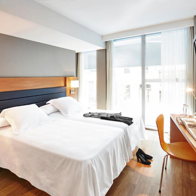 Barcelona Century Hotel - Standard Twin Room - 1