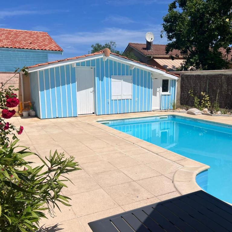 Maison avec piscine quartier pinède de conteau - Maison 3 Chambres - 2