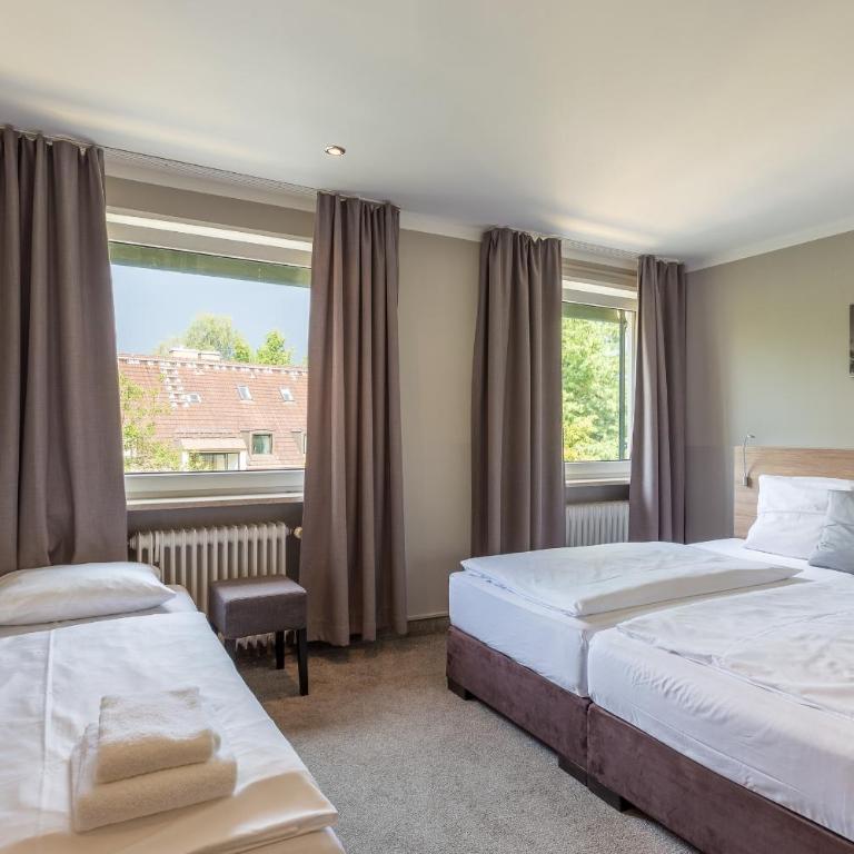 Hotel Wetterstein - Superior Zimmer mit Blick auf den Innenhof - 18