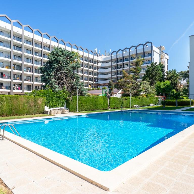 Saloia Apart - Two-Bedroom Apartment - 1