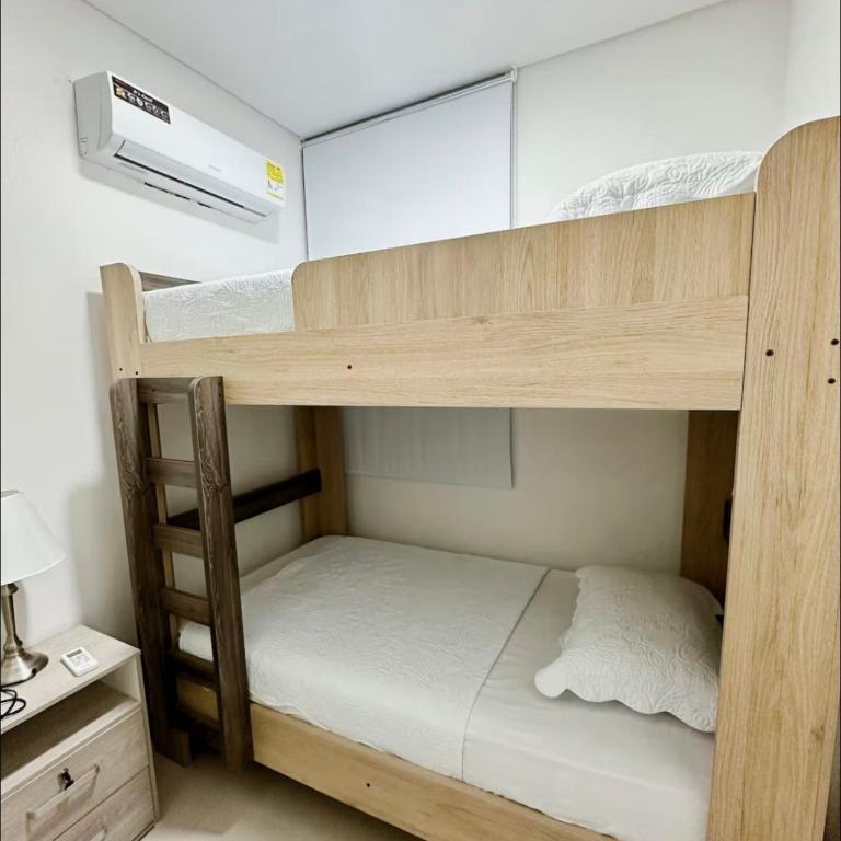 Hermoso apartamento con vista al mar - Apartamento de 3 dormitorios - 10