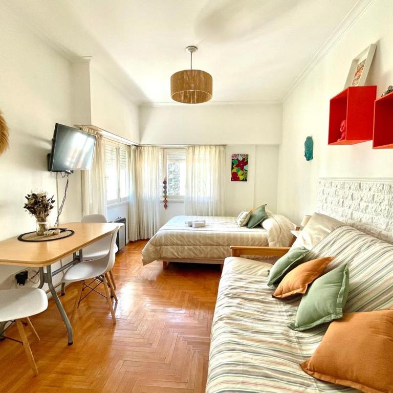 El encantador Alegre y luminoso dpto en Plaza Mitre - Apartamento de 1 dormitorio - 25