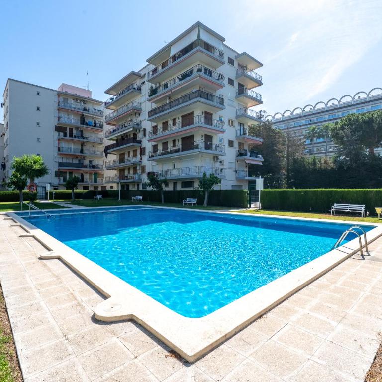 Saloia Apart - Two-Bedroom Apartment - 40