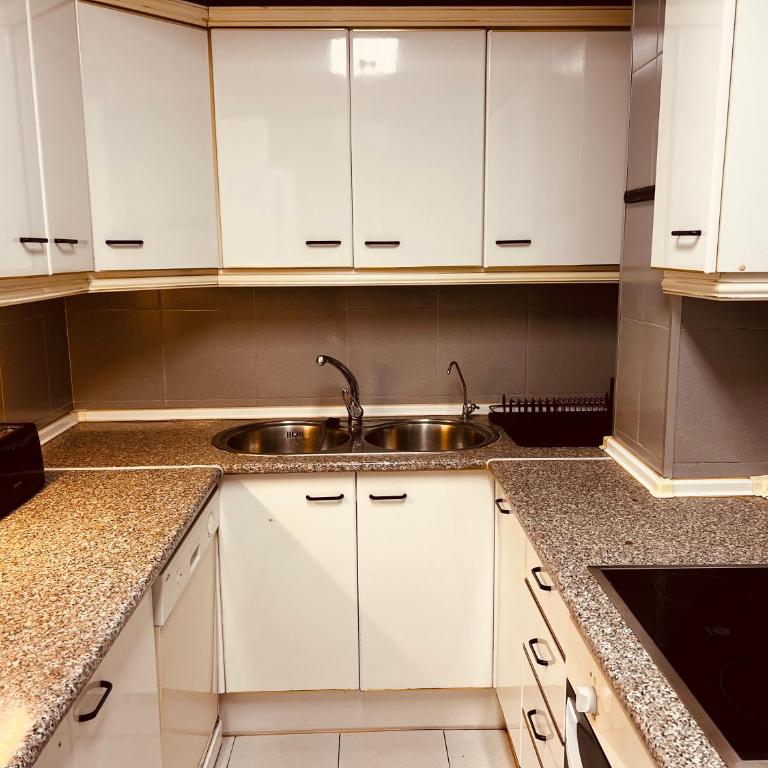 Los Boliches, pax6, wifi and pool - Apartamento de 3 dormitorios con vistas - 45