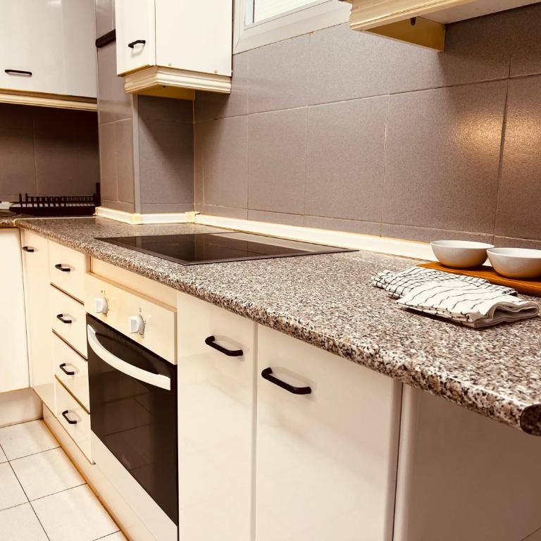 Los Boliches, pax6, wifi and pool - Apartamento de 3 dormitorios con vistas - 44