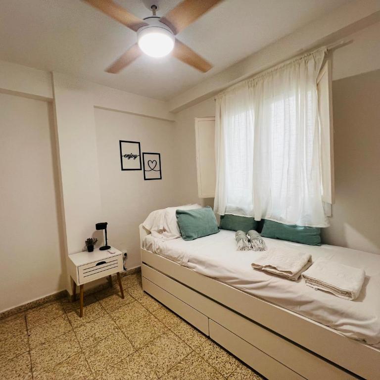Los Boliches, pax6, wifi and pool - Apartamento de 3 dormitorios con vistas - 63