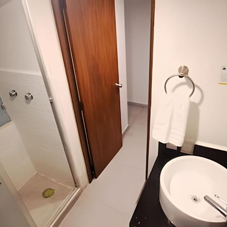 Edificio Villalongin No. 183 - Apartamento de 1 dormitorio con terraza - 16