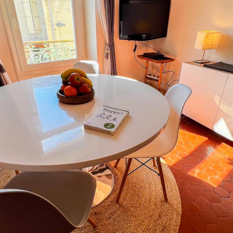 AC - Hypercenter - Quiet with a view! - Appartement 2 Chambres - 7