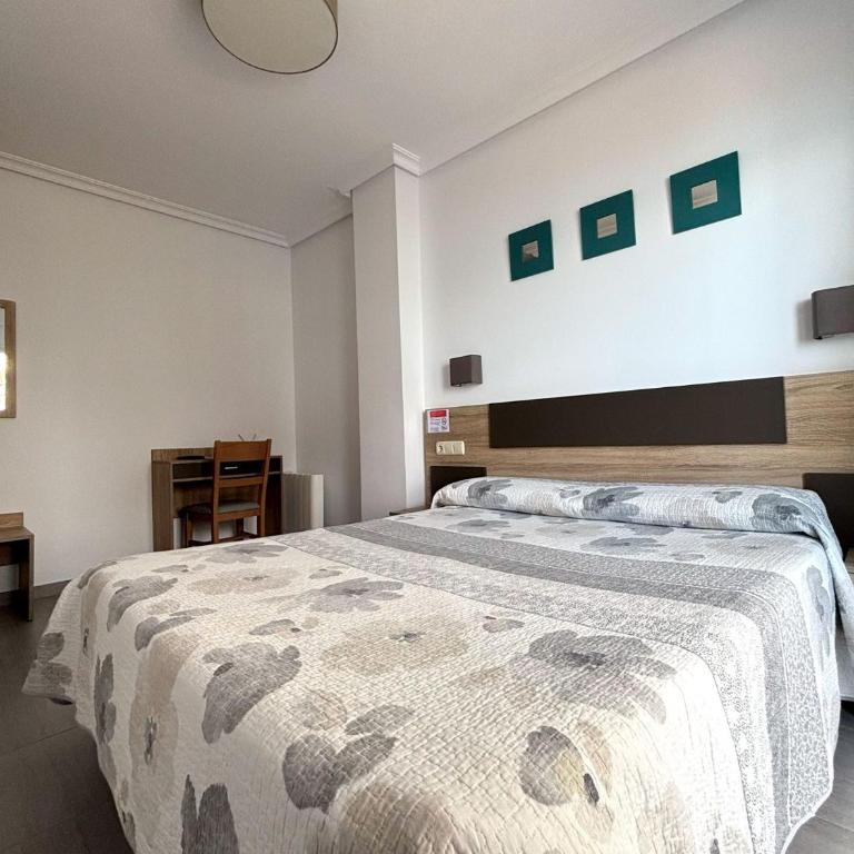Hostal El Trovador - Habitación Doble Estándar - 11
