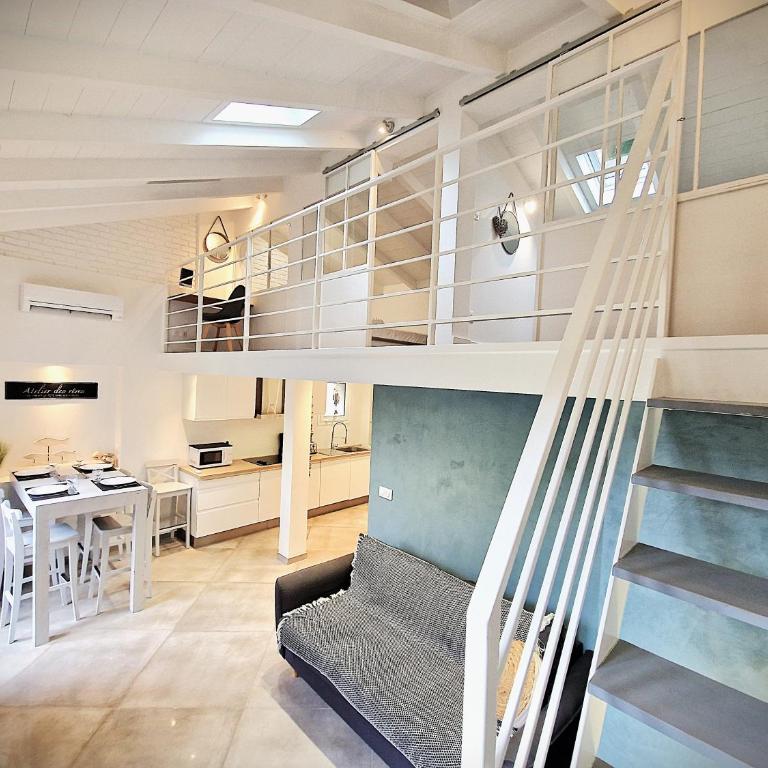 La 34 Tiny House with sunny terrace - Two-Bedroom House - 9