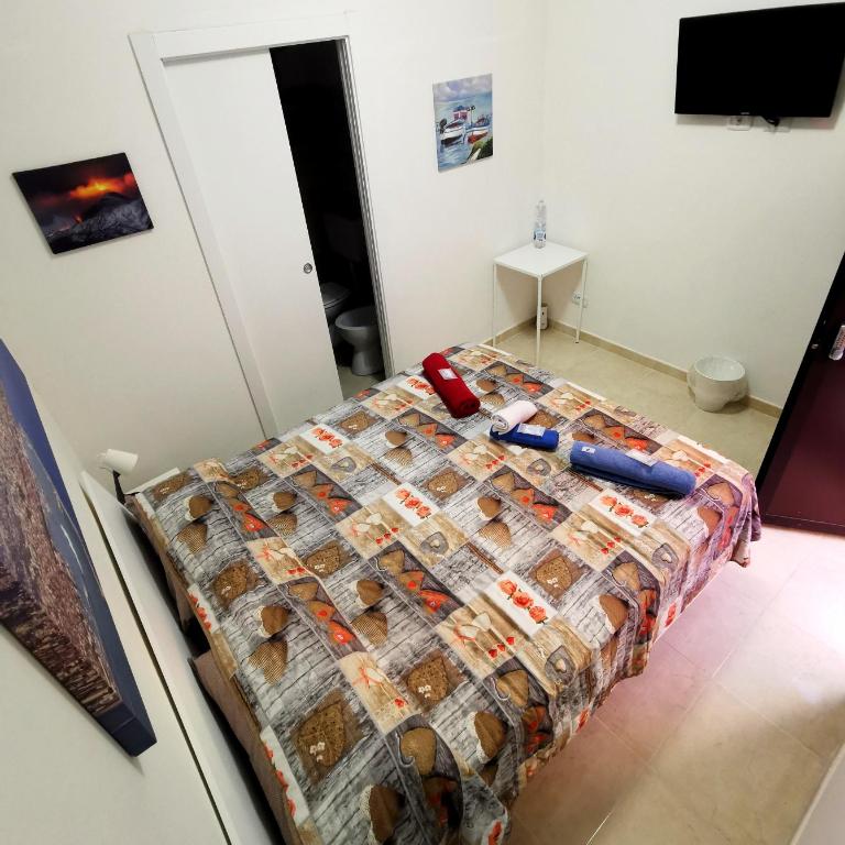 BED&FLY NEAR AIRPORT CATANIA FONTANAROSSA BAGNO PRIVATO In CAMERA - Double Room with Private Bathroom - 39