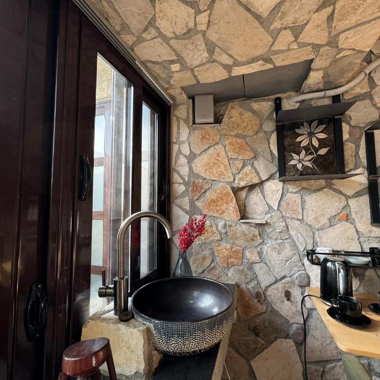 Mahakala Center - Double Room with Shared Bathroom - 20