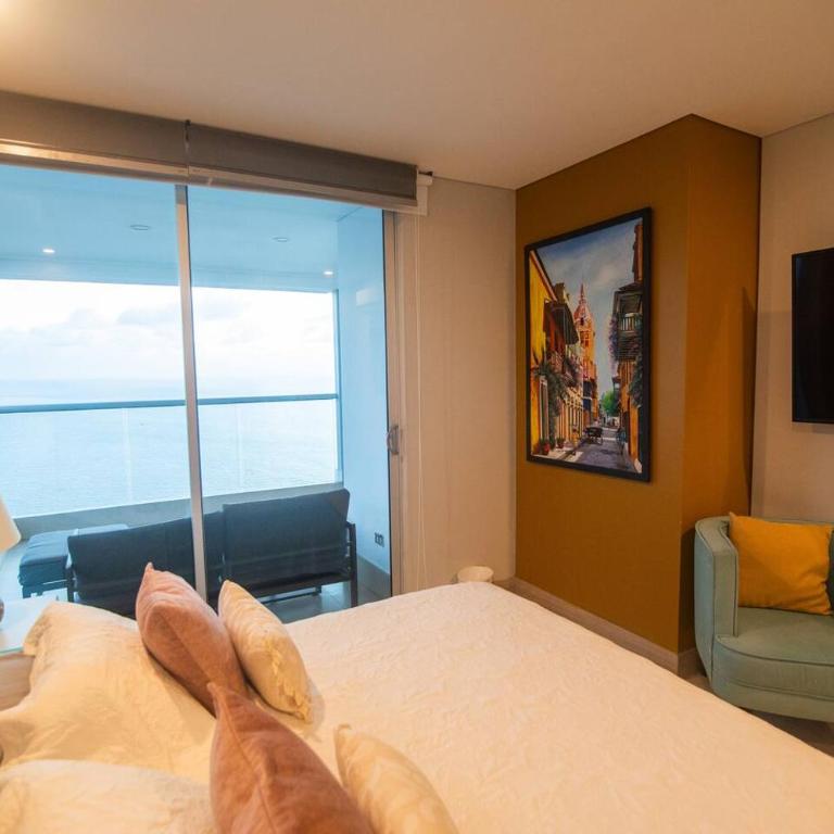 Oceanview Suite with two Pools, Gym & Guest Access - Penthouse Apartment - 19